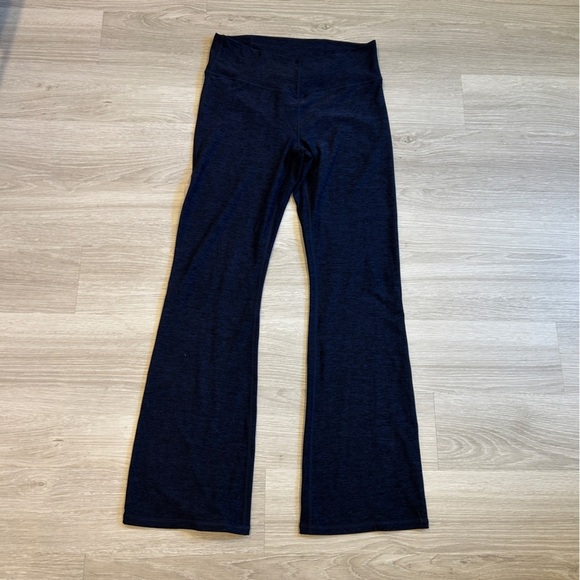 Fabletics Women’s Deep Navy Heather High Waisted Flair Pant -  XL - Picture 1 of 5